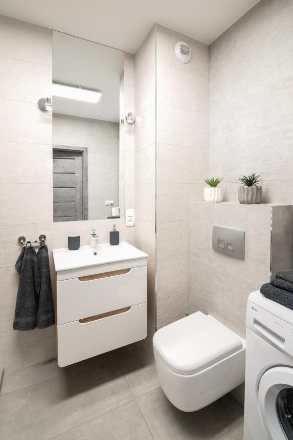 Unique apt EVE with garage, Kazimierz, Podgórze Cracovia Exterior foto